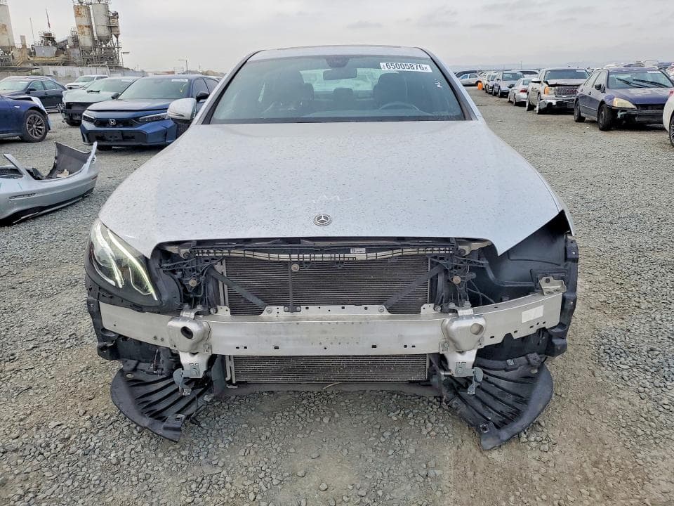 2019 MERCEDES-BENZ E 300 5