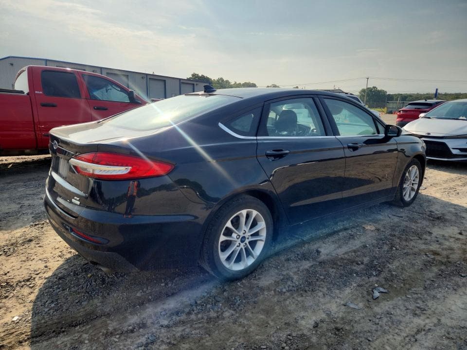 2020 FORD FUSION SE 3
