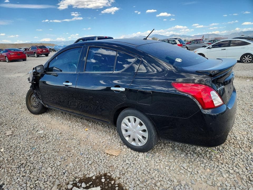 2017 NISSAN VERSA 1.6 SV 2