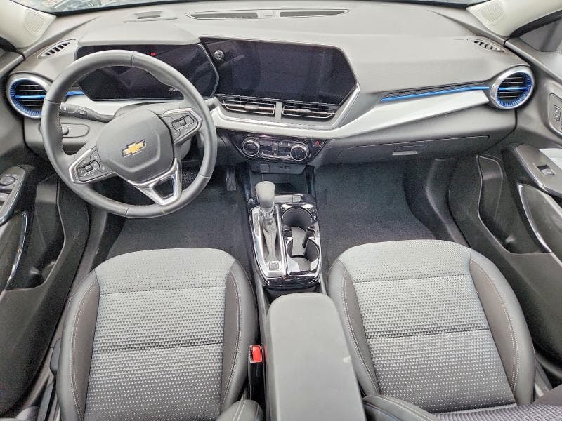2025 CHEVROLET TRAX 1LT 8