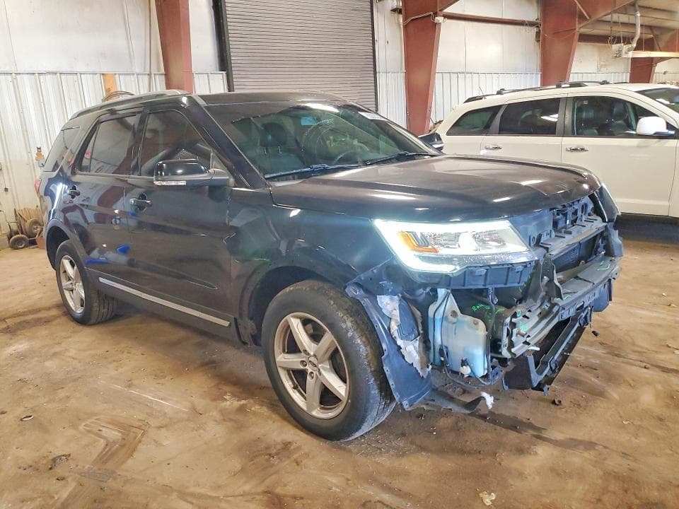 2017 FORD EXPLORER XLT 4