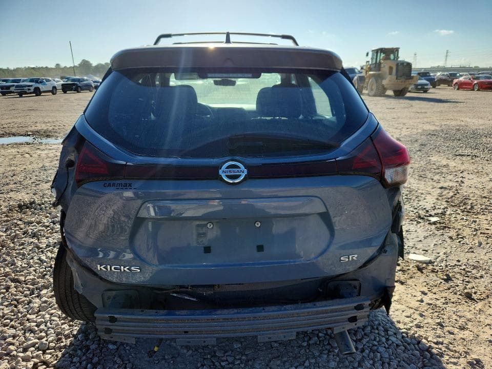 2021 NISSAN KICKS SR 6