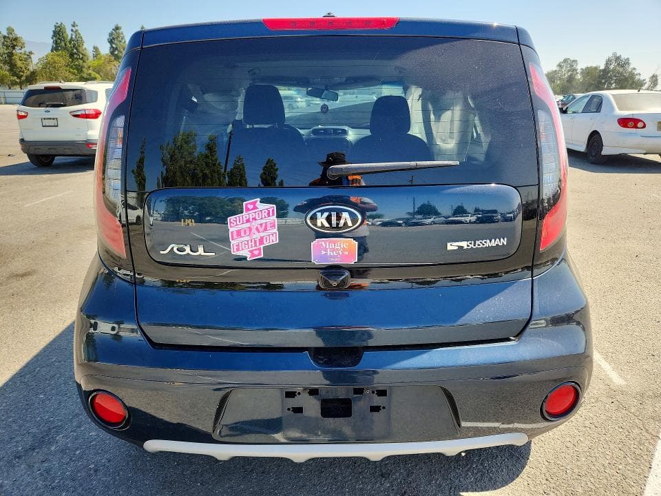 2019 KIA SOUL + 6