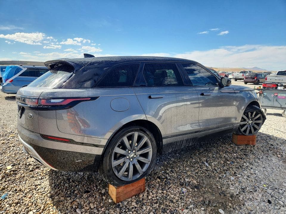 2018 LAND ROVER RANGE ROVER VELAR R-DYNAMIC HSE 3