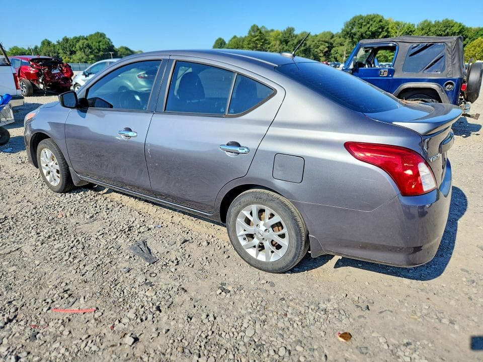 2018 NISSAN VERSA SV 2