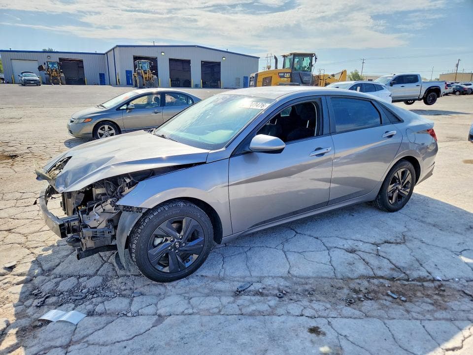 2022 HYUNDAI ELANTRA SEL - 1