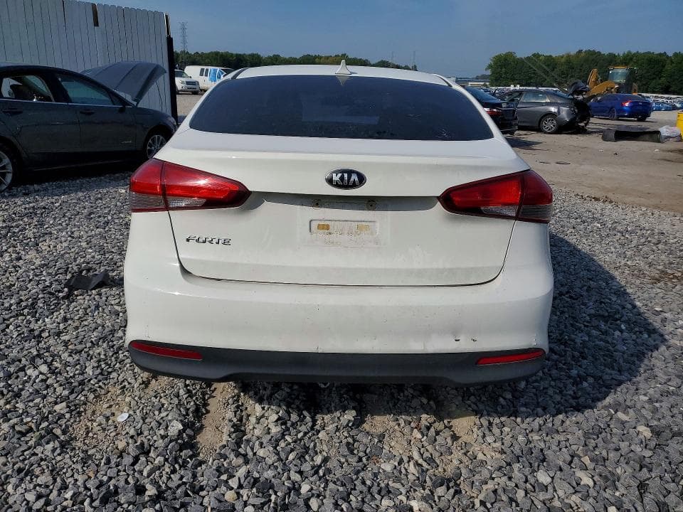 2017 KIA FORTE LX 6