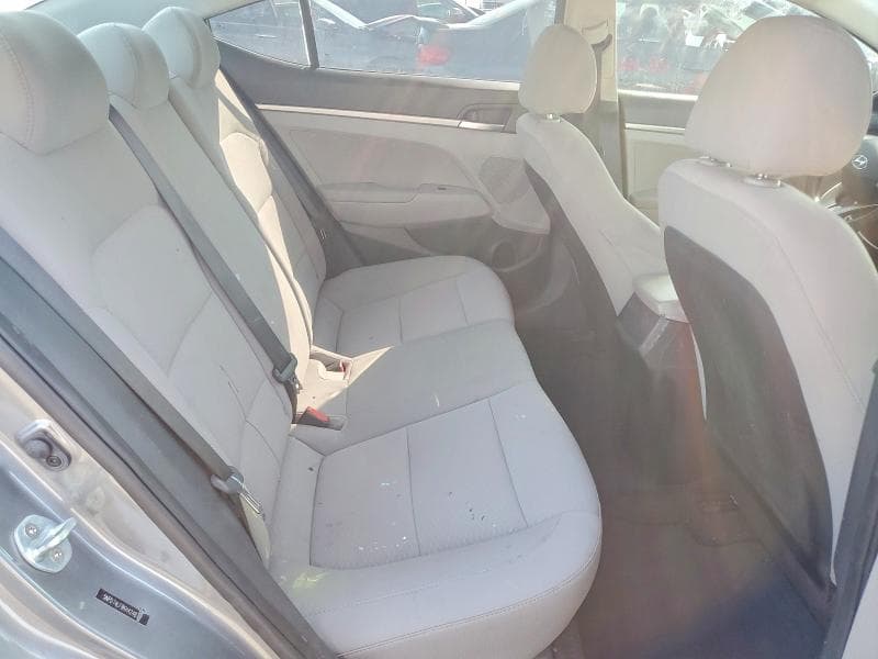 2019 HYUNDAI ELANTRA SE 10