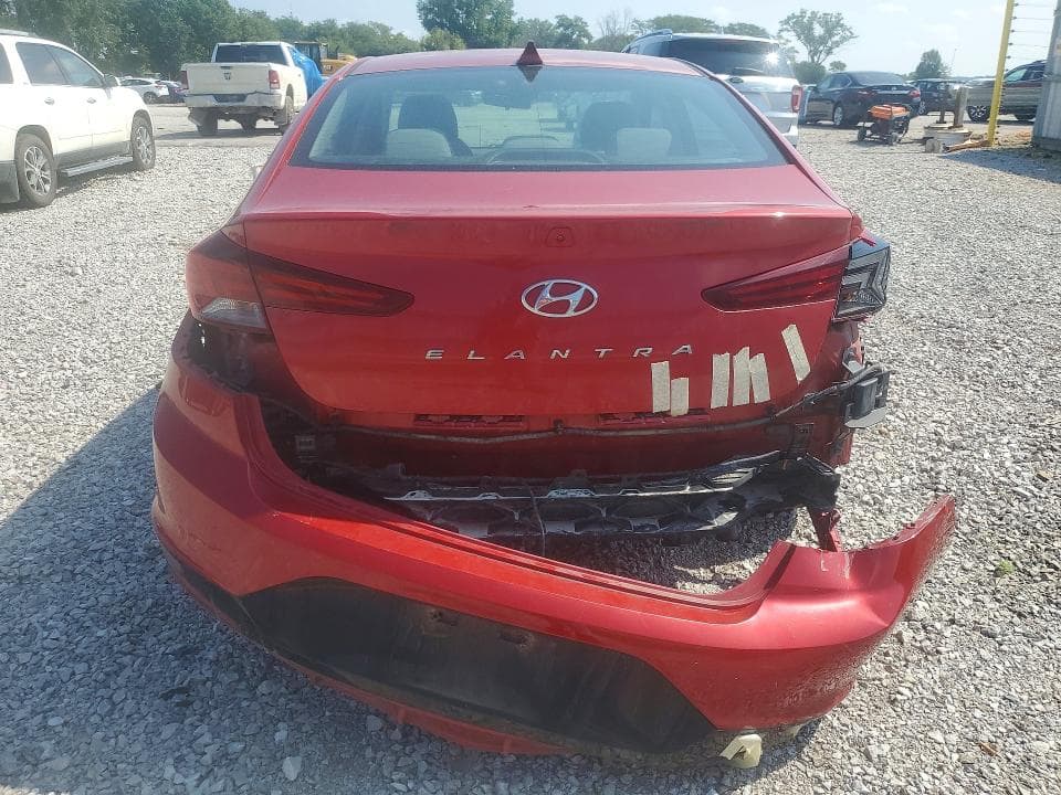 2019 HYUNDAI ELANTRA SEL 6