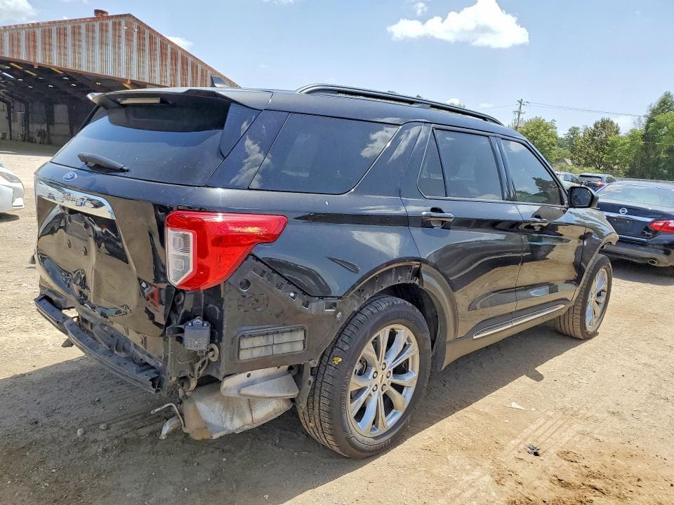 2022 FORD EXPLORER XLT 3