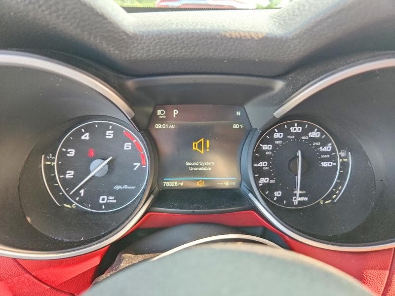 2018 ALFA ROMEO STELVIO 9