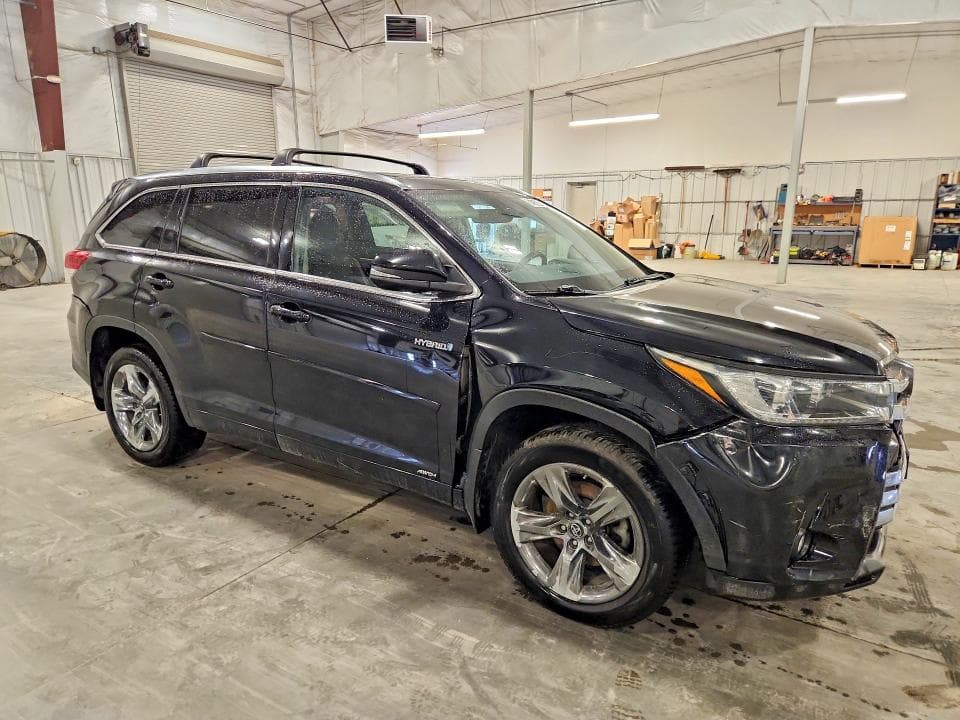 2017 TOYOTA HIGHLANDER HYBRID LIMITED PLATINUM 4