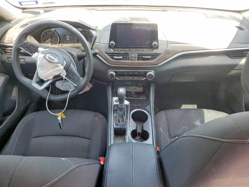 2024 NISSAN ALTIMA SV 8