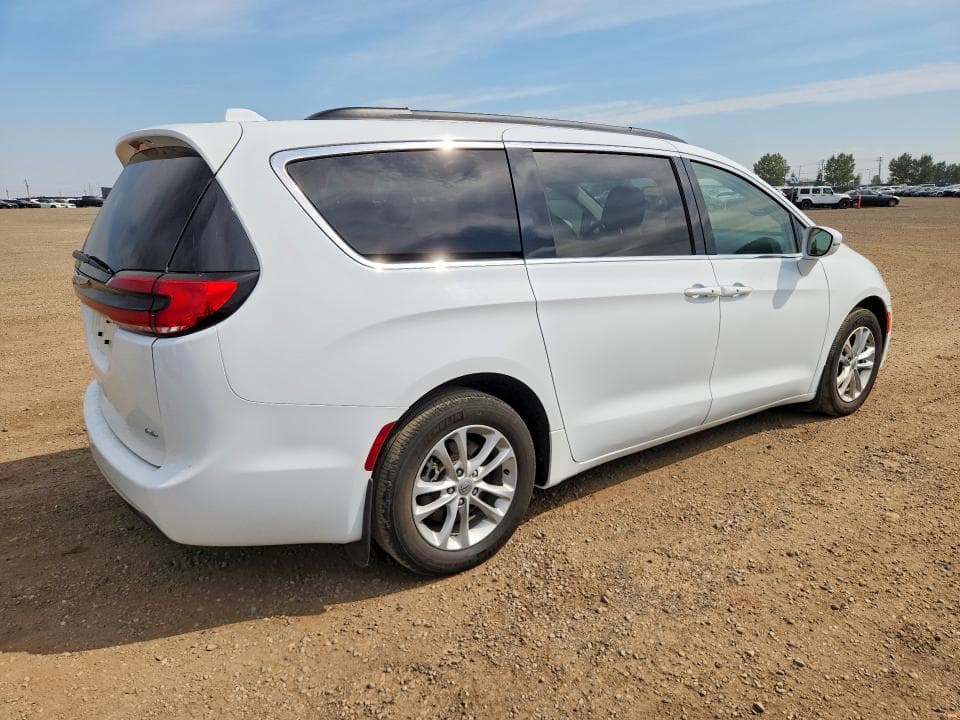 2021 CHRYSLER PACIFICA TOURING 3