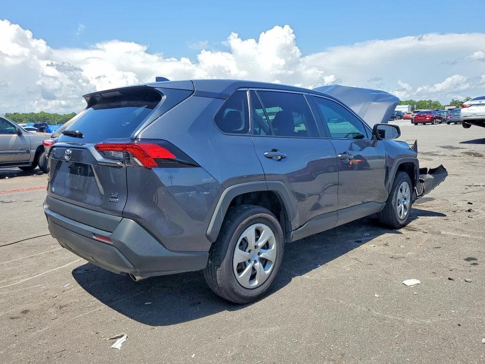 2024 TOYOTA RAV4 LE 3