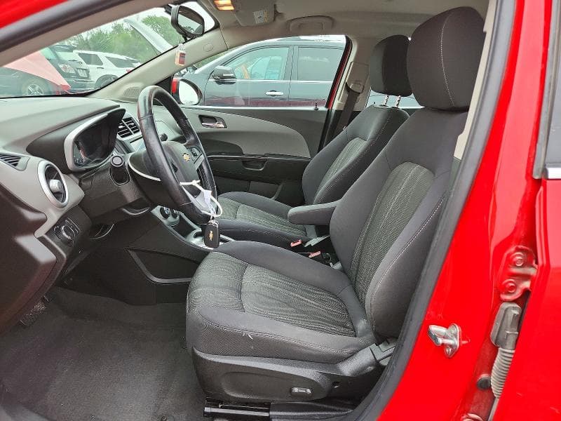 2020 CHEVROLET SONIC LT 7
