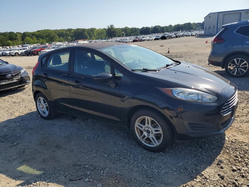 2019 FORD FIESTA SE 4