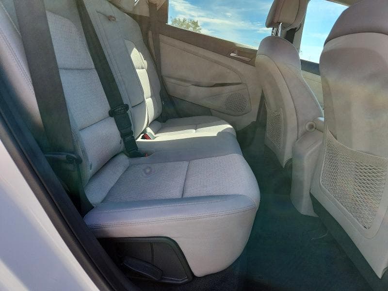 2017 HYUNDAI TUCSON SE 10