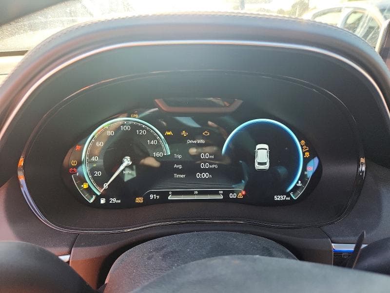 2025 GENESIS GV70 2.5T STANDARD 9