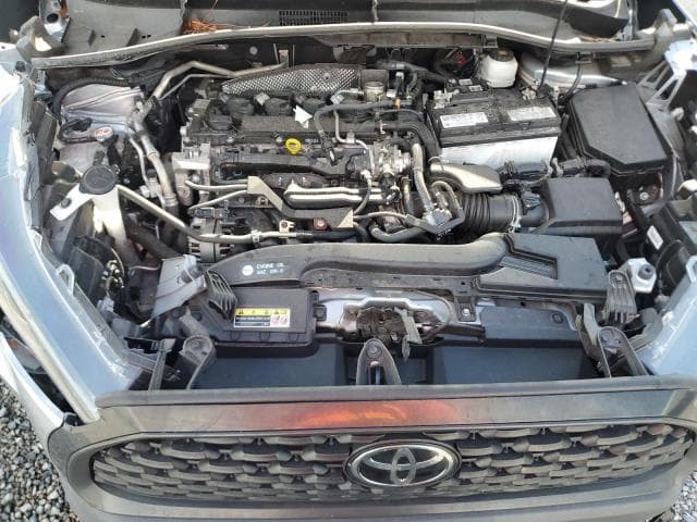 2024 TOYOTA COROLLA CROSS LE 12