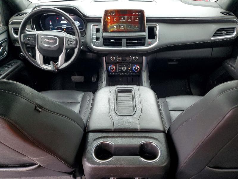 2022 GMC YUKON SLT 8