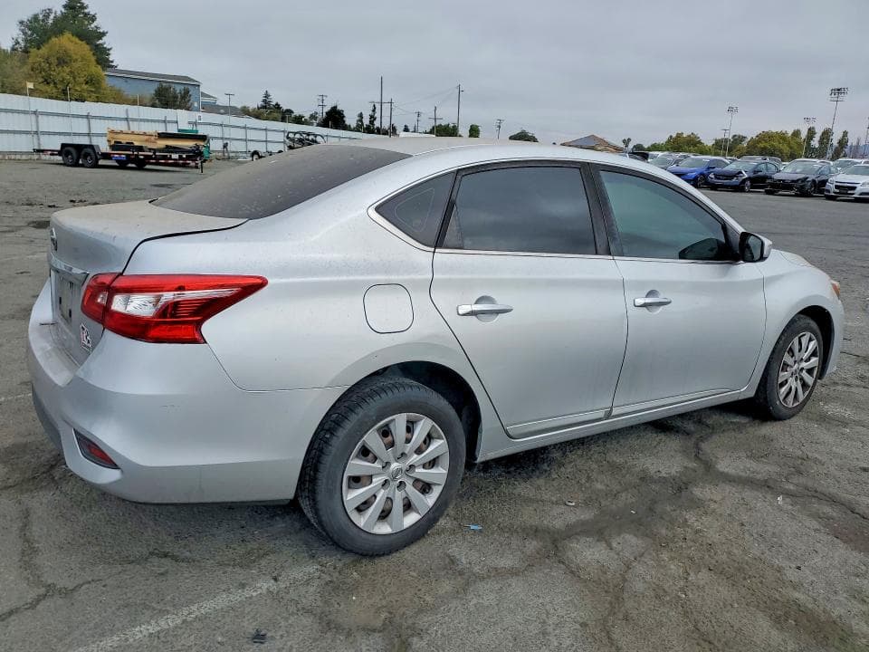 2019 NISSAN SENTRA S 3