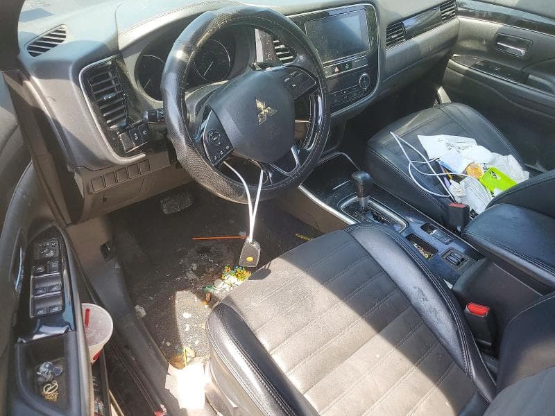 2019 MITSUBISHI OUTLANDER SE 8
