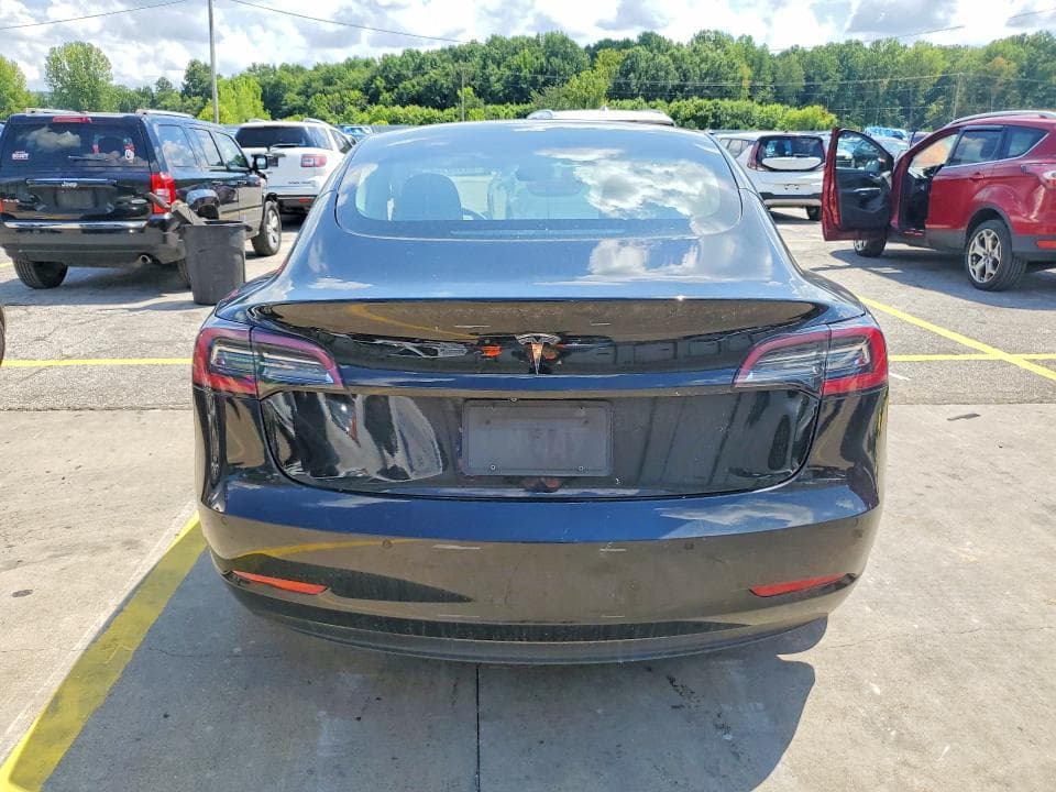 2022 TESLA MODEL 3 6