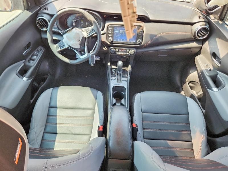 2023 NISSAN KICKS SR 8