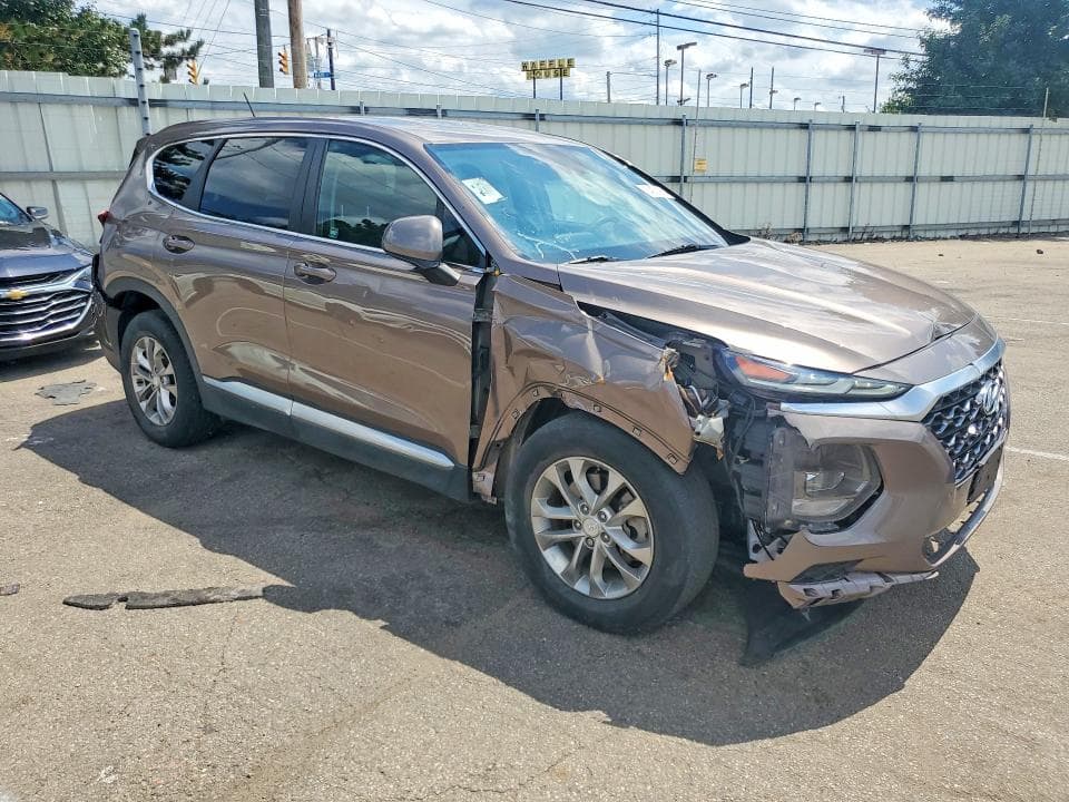 2020 HYUNDAI SANTA FE SE 4