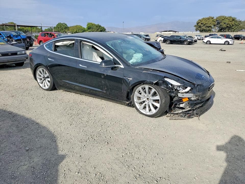 2020 TESLA MODEL 3 4