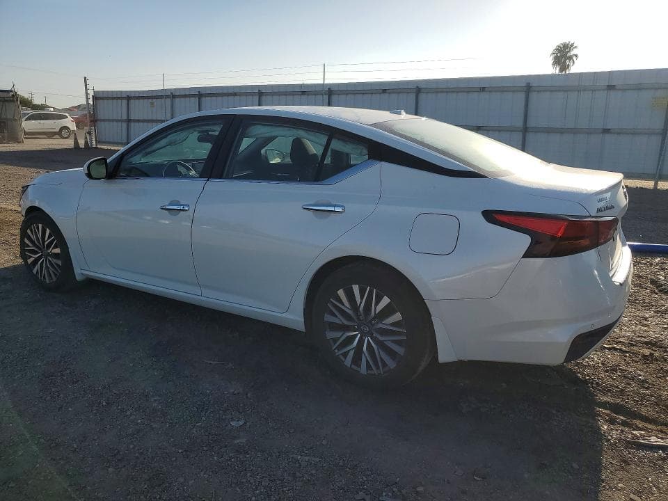 2023 NISSAN ALTIMA SV 2
