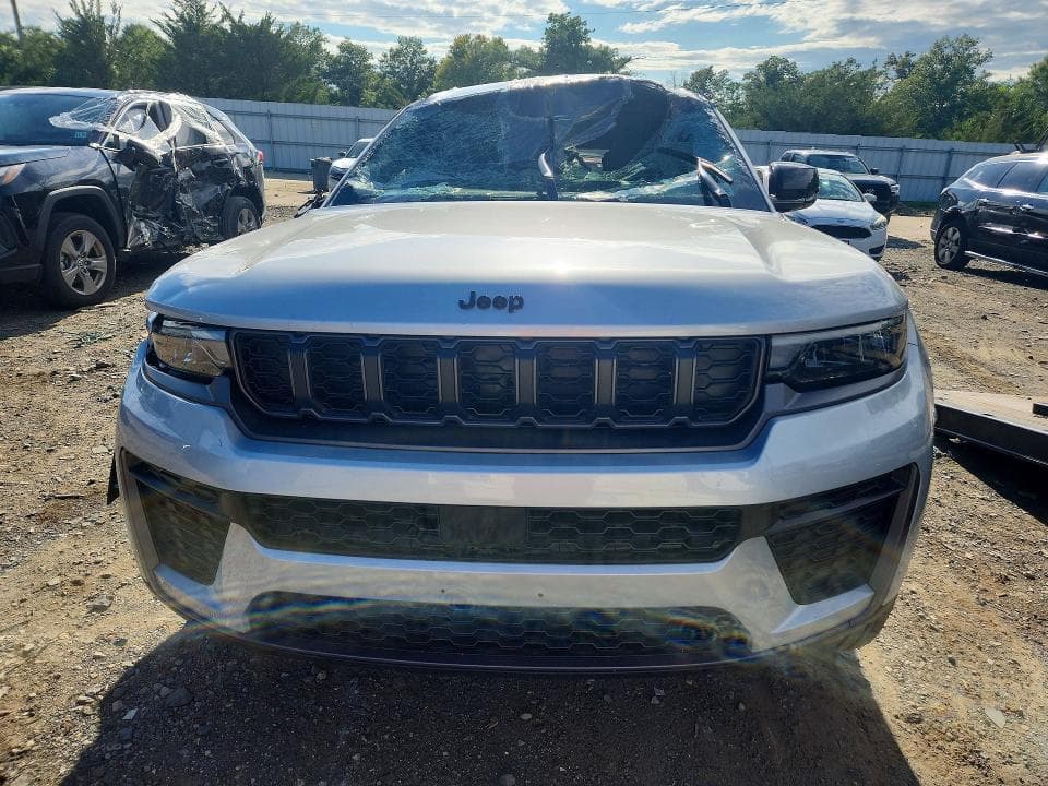 2026 JEEP GRAND CHEROKEE BASE 5