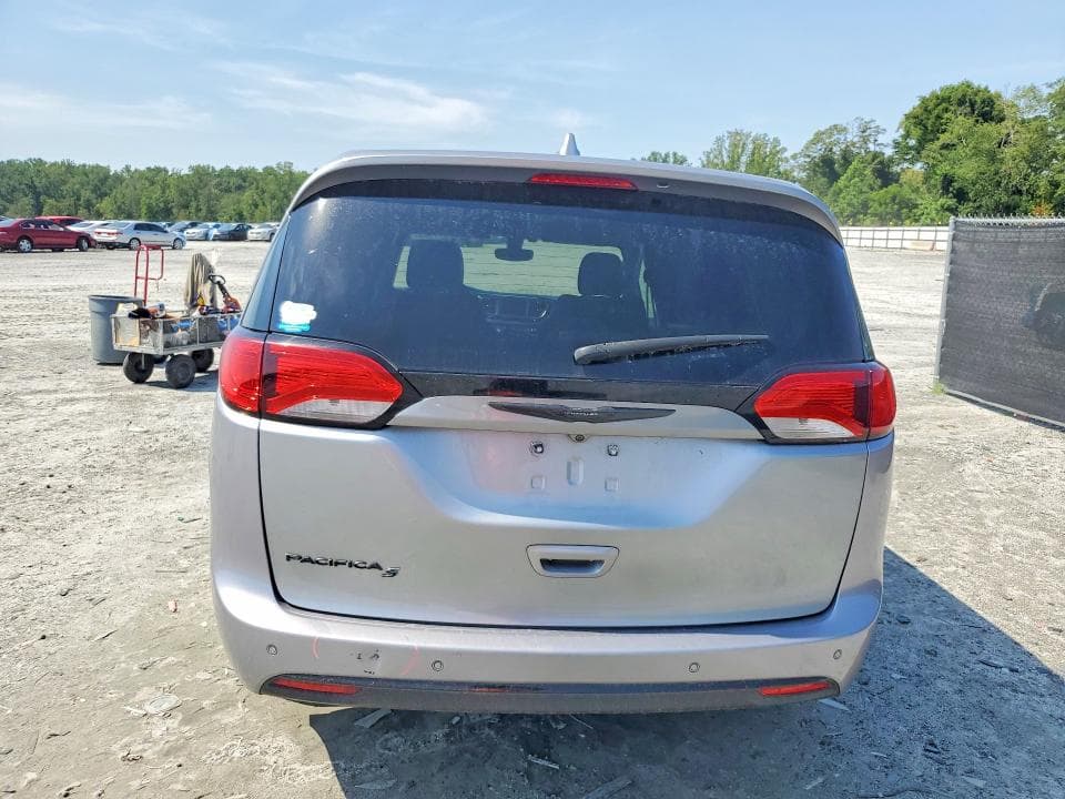 2019 CHRYSLER PACIFICA TOURING PLUS 6