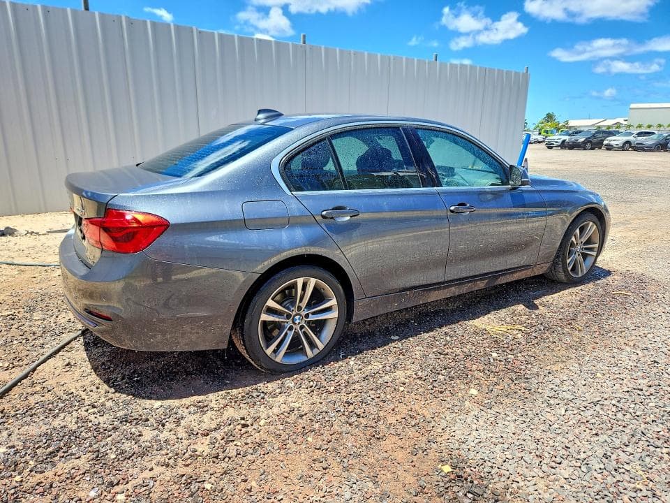 2017 BMW 330 I 3
