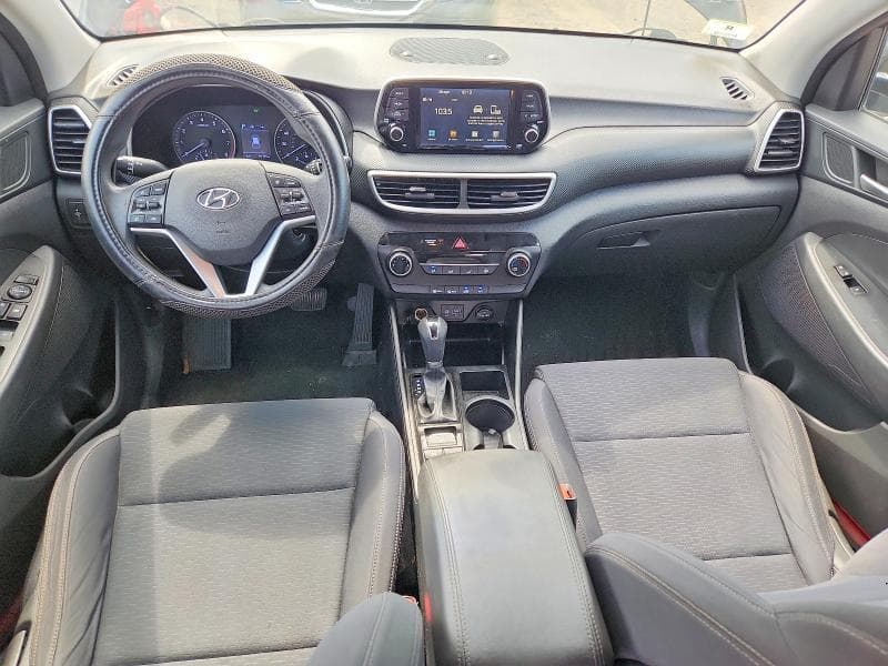 2020 HYUNDAI TUCSON SE 8