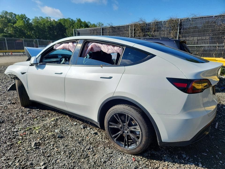 2023 TESLA MODEL Y 2
