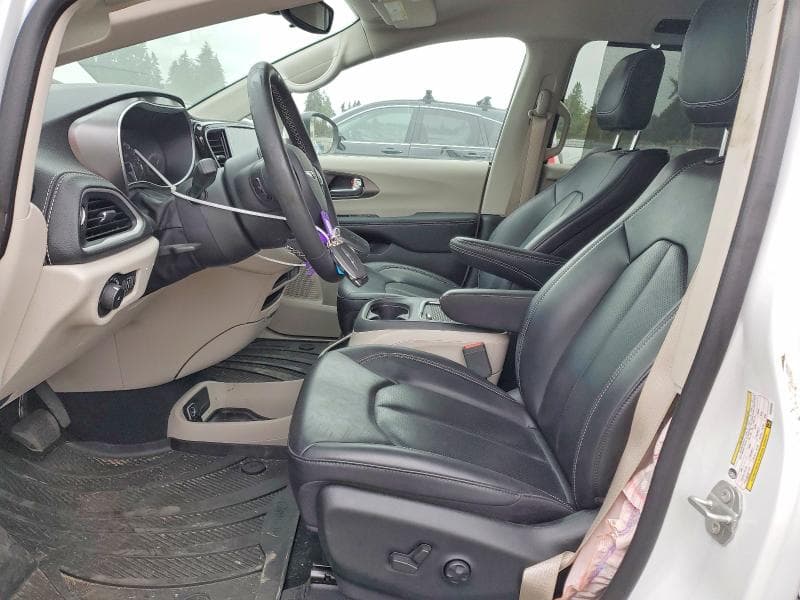 2023 CHRYSLER PACIFICA TOURING L 7