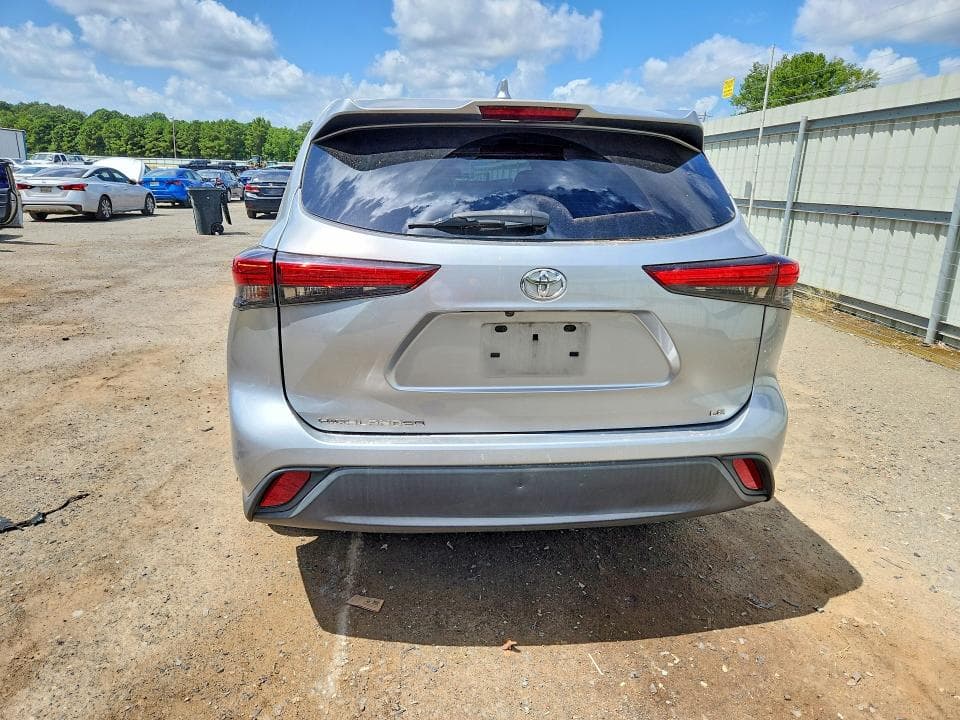 2021 TOYOTA HIGHLANDER LE 6