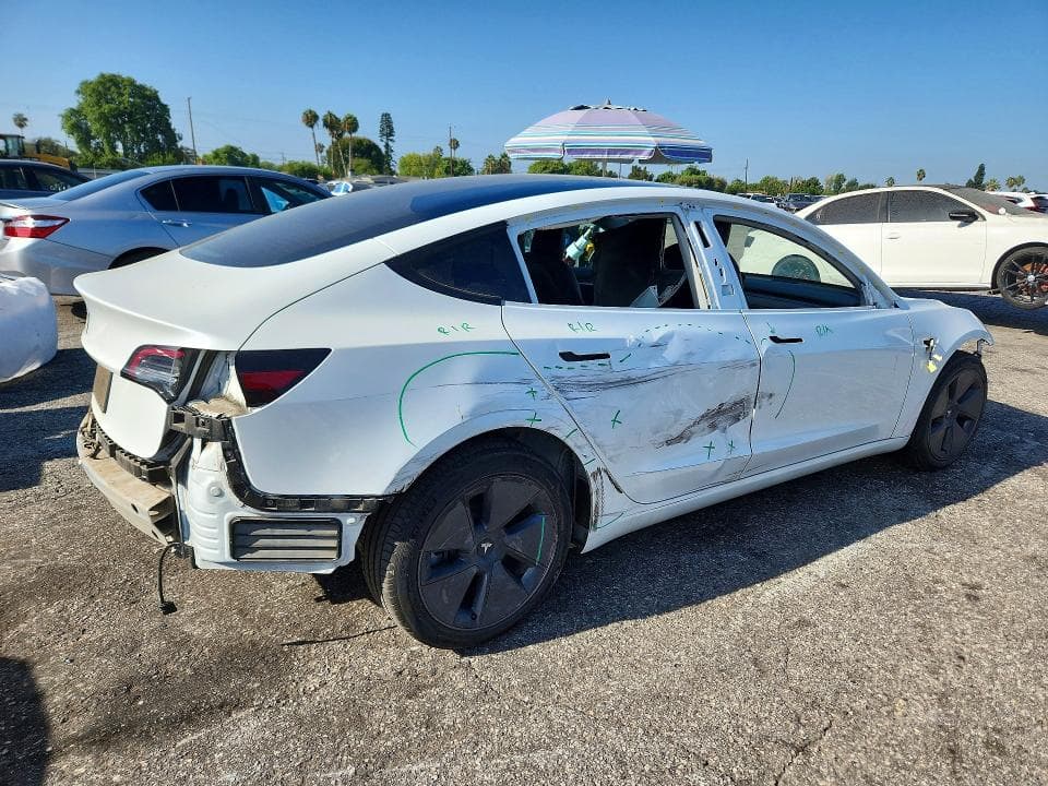 2022 TESLA MODEL 3 3
