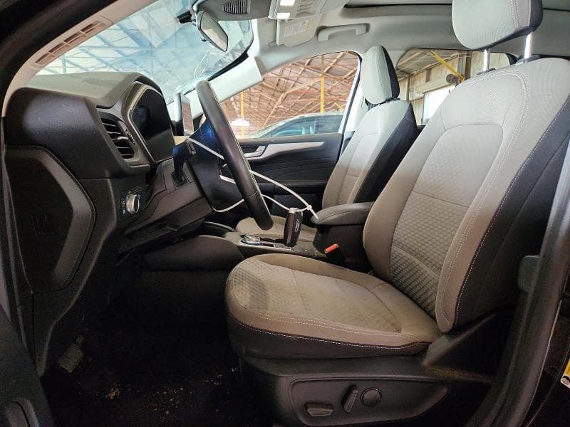 2021 FORD ESCAPE SE 7