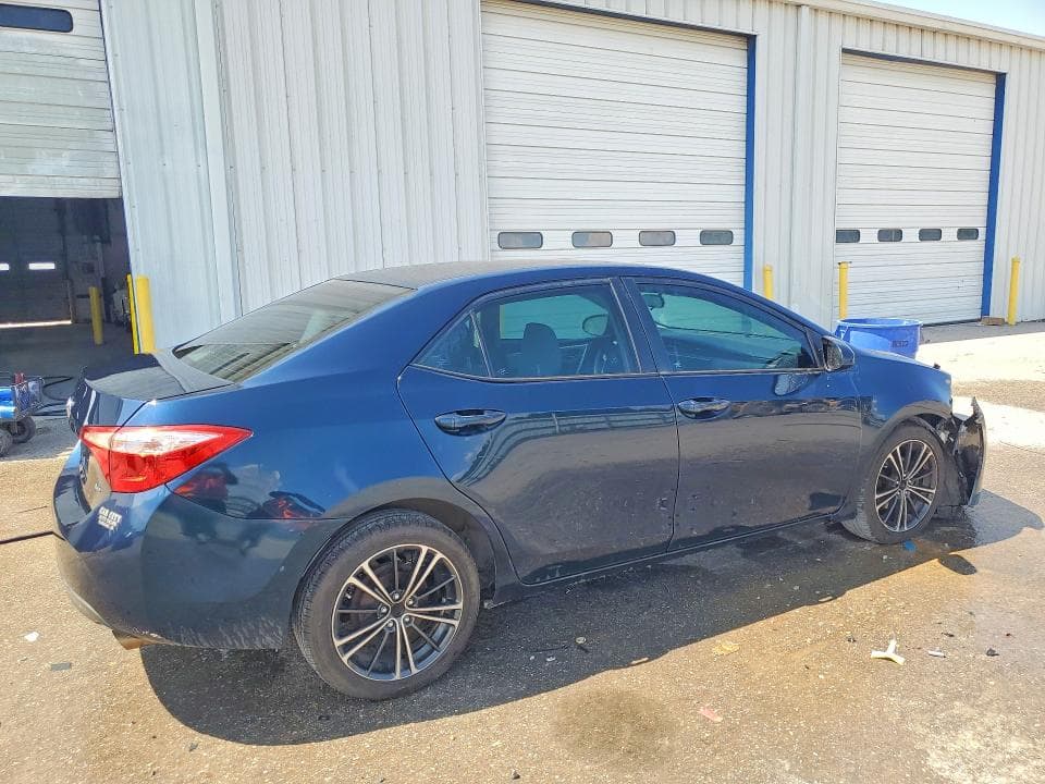 2018 TOYOTA COROLLA LE 3