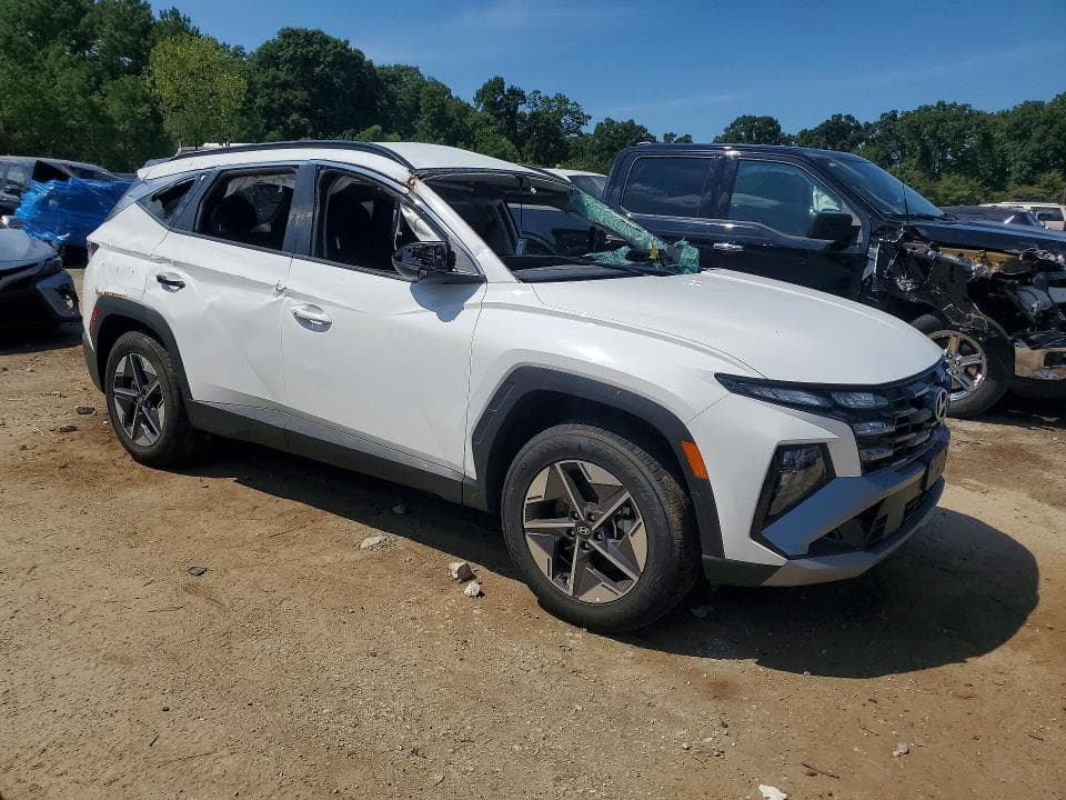 2026 HYUNDAI TUCSON SEL 4