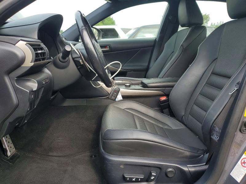 2017 LEXUS IS 300 7