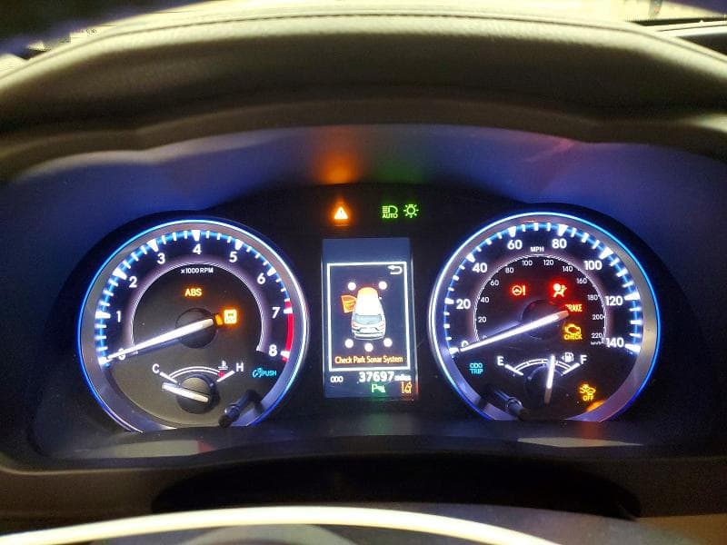 2019 TOYOTA HIGHLANDER LIMITED PLATINUM 9