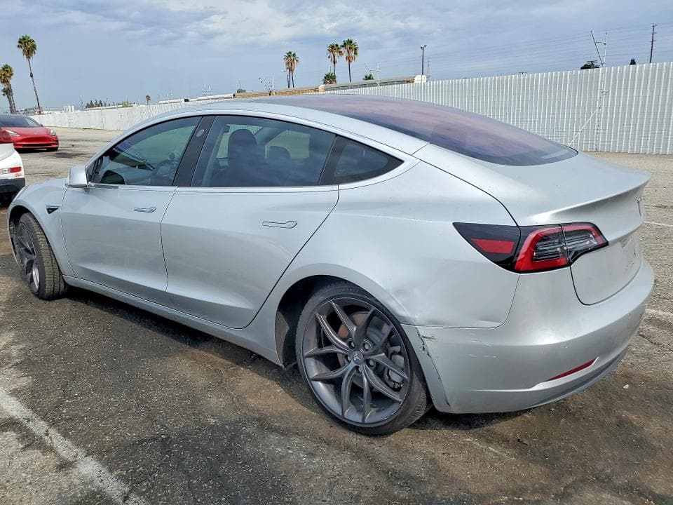 2018 TESLA MODEL 3 2