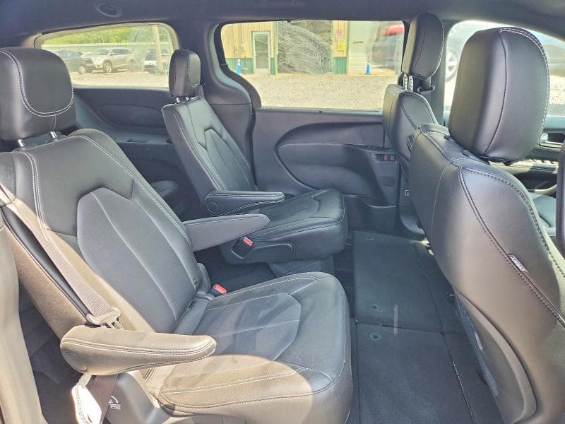 2025 CHRYSLER PACIFICA SELECT 11