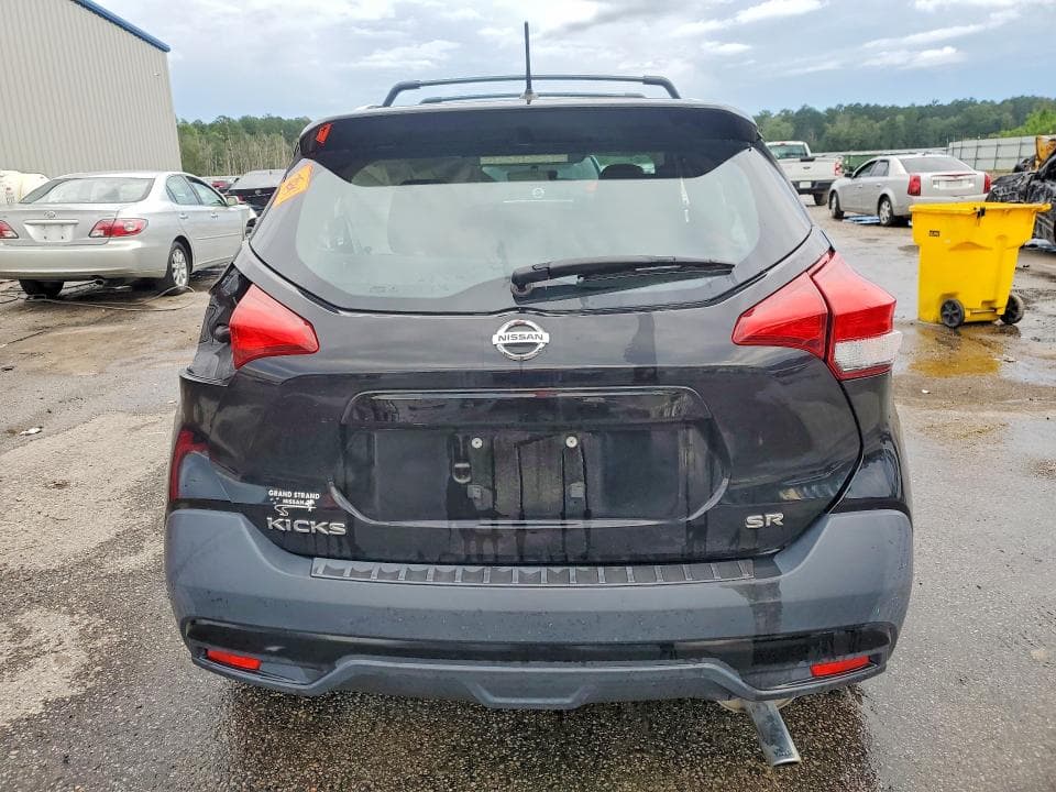 2019 NISSAN KICKS SR 6