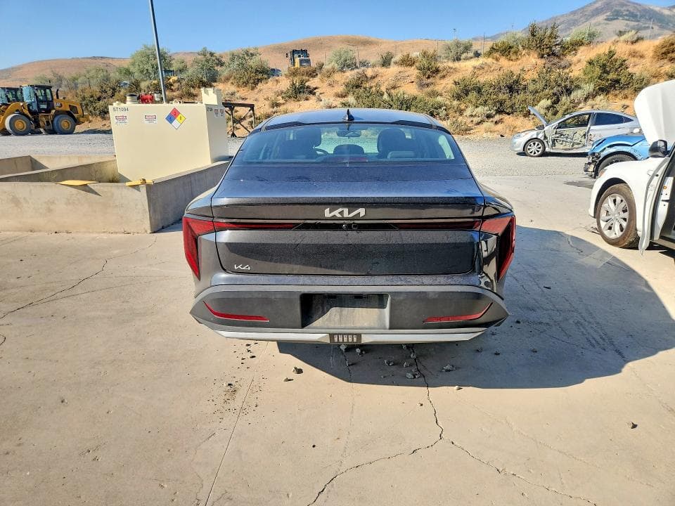 2026 KIA K4 LXS 6