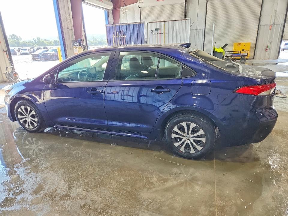 2022 TOYOTA COROLLA LE 2